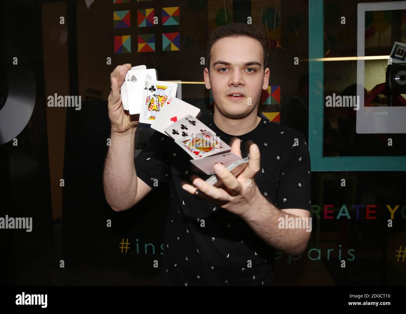 Maxime Tabart lors de la soiree d'ouverture du Pop Up Store ephemere Instax de Fujifilm, A Paris, Frankreich, le 11 Mai 2017. Foto von Jerome Domine/ABACAPRESS.COM Stockfoto