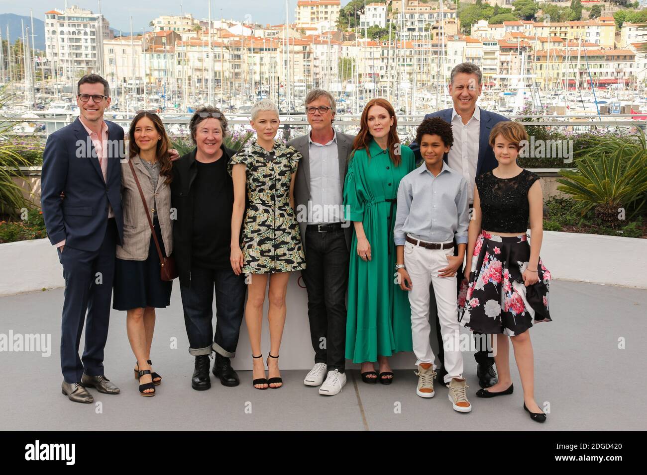 Todd Haynes, John Sloss, Christine Vachon, Pamela Koffler, Michelle Williams, Millicent Simmonds, Julianne Moore, Jaden Michael posiert im Wonderstruck Fotocall, der am 18. Mai 2017 im Palais des Festivals in Cannes, Frankreich, im Rahmen der 70. Filmfestspiele von Cannes stattfand. Foto von David Boyer/ABACAPRESS.COM Stockfoto