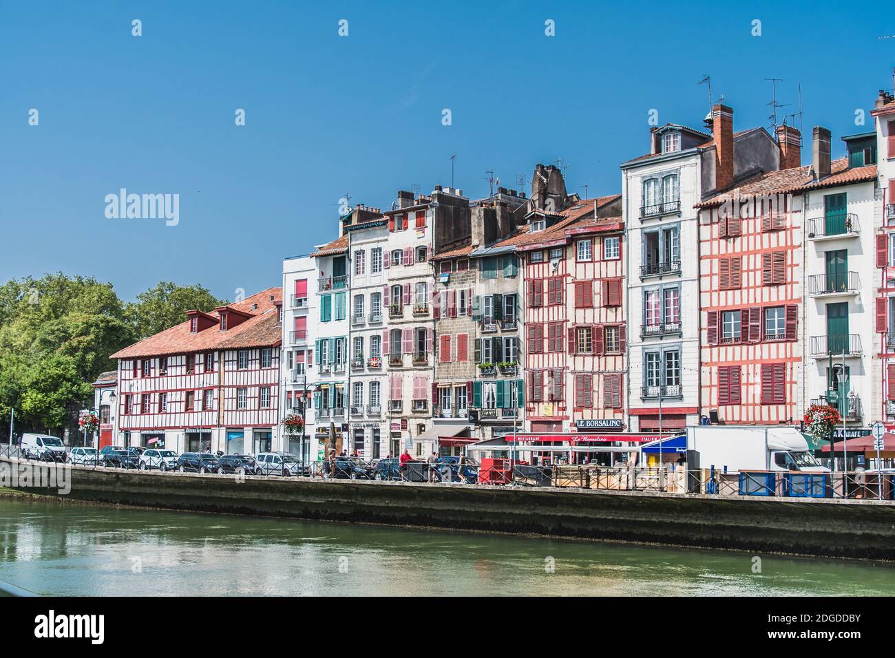 Historisches und kulturelles Stadtzentrum von Bayonne, Frankreich Stockfoto