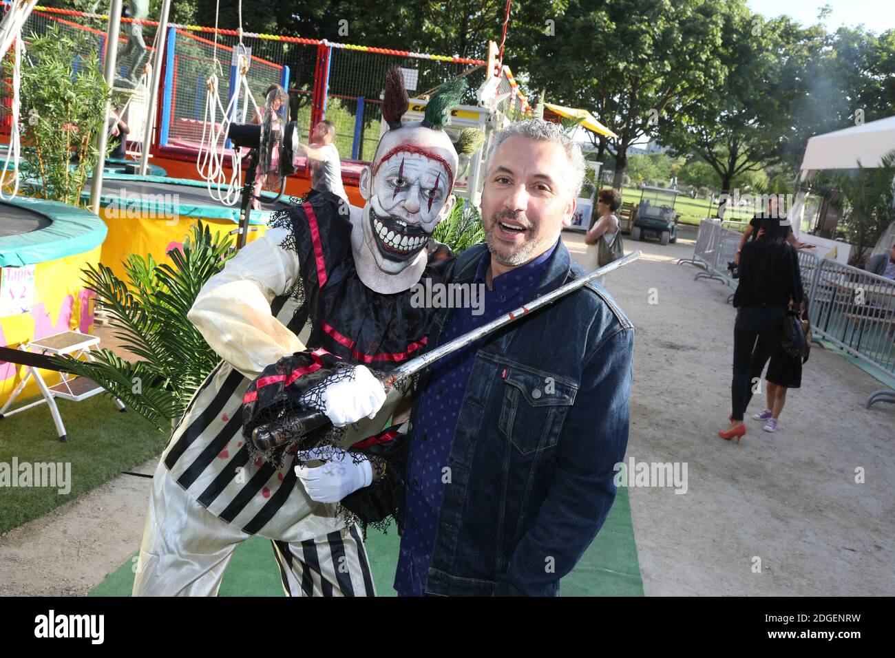 Atmen Kelif bei der Eröffnung der 34. Jährlichen Fete des Tuileries in Paris, Frankreich am 23. Juni 2017. Foto von Jerome Domine/ABACAPRESS.COM Stockfoto Atmen Kelif bei der Eröffnung der 34. Jährlichen Fete des Tuileries in Paris, Frankreich am 23. Juni 2017. Foto von Jerome Domine/ABACAPRESS.COM Stockfoto