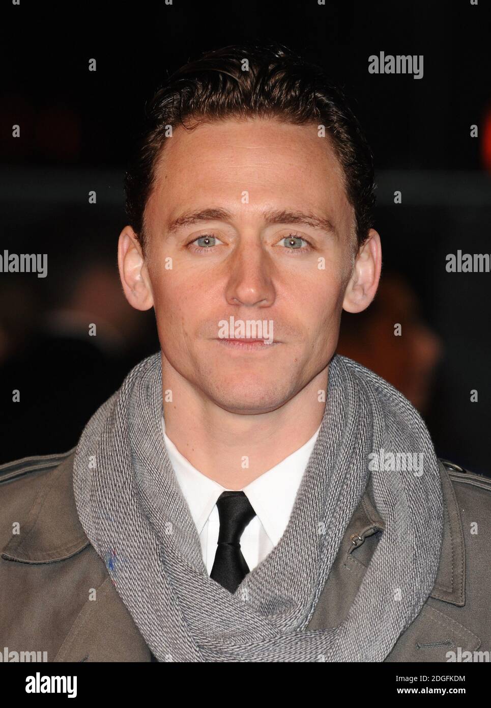 Tom Hiddleston kommt zur europäischen Premiere von Brighton Rock, Odeon West End Cinema, London. Stockfoto