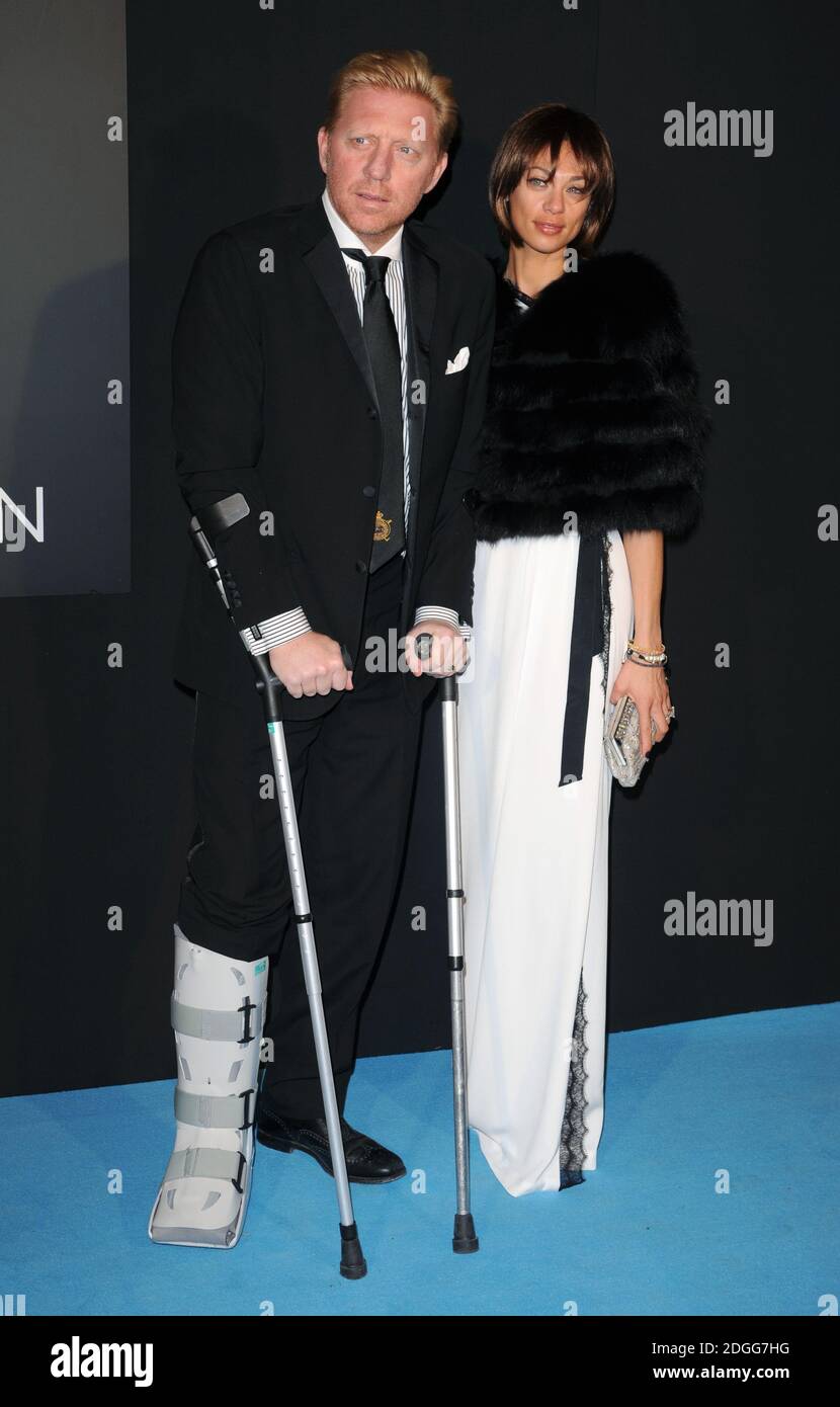 Boris Becker und seine Frau Lily Becker nehmen am 29. Oktober 2011 am Grey Goose Winter Ball zur Unterstützung der Elton John AIDS Foundation bei Battersea Evolution in London, England, Teil. Stockfoto