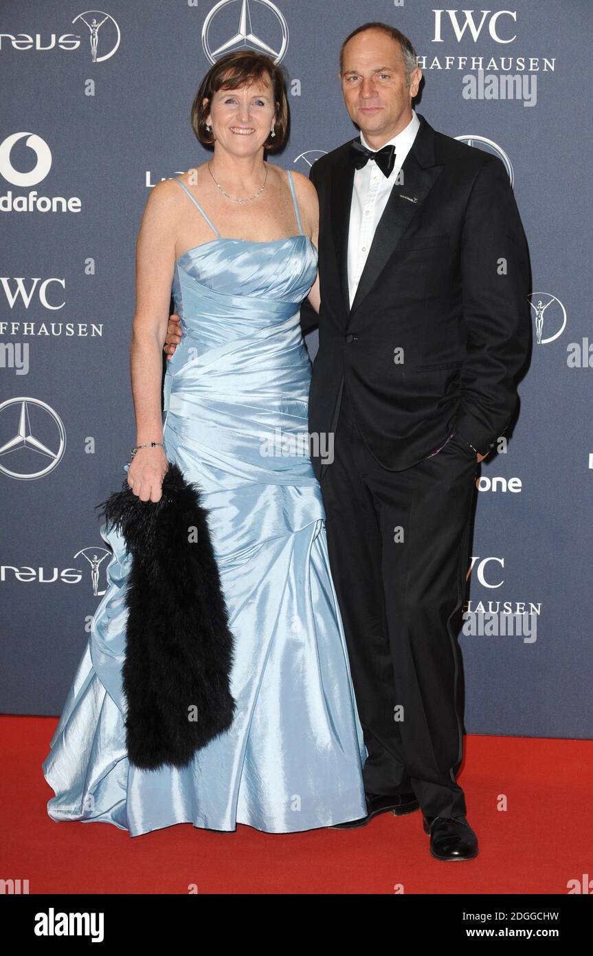 Sir Steve Redgrave und seine Frau bei der Ankunft bei den Laureus Sports Awards 2012, Westminster Central Hall, London. Stockfoto