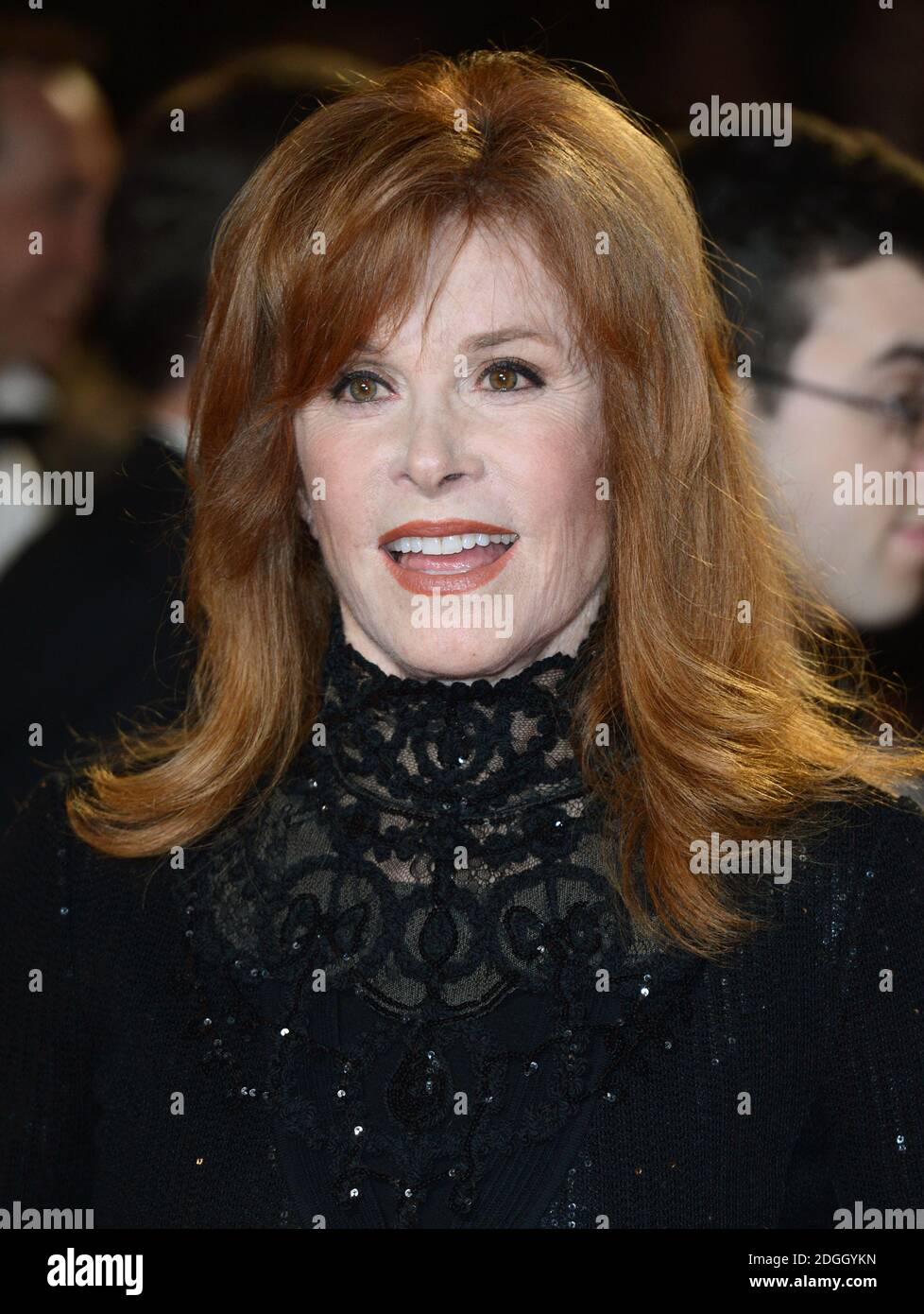 Stephanie Powers bei der Weltpremiere von Skyfall in der Royal Albert