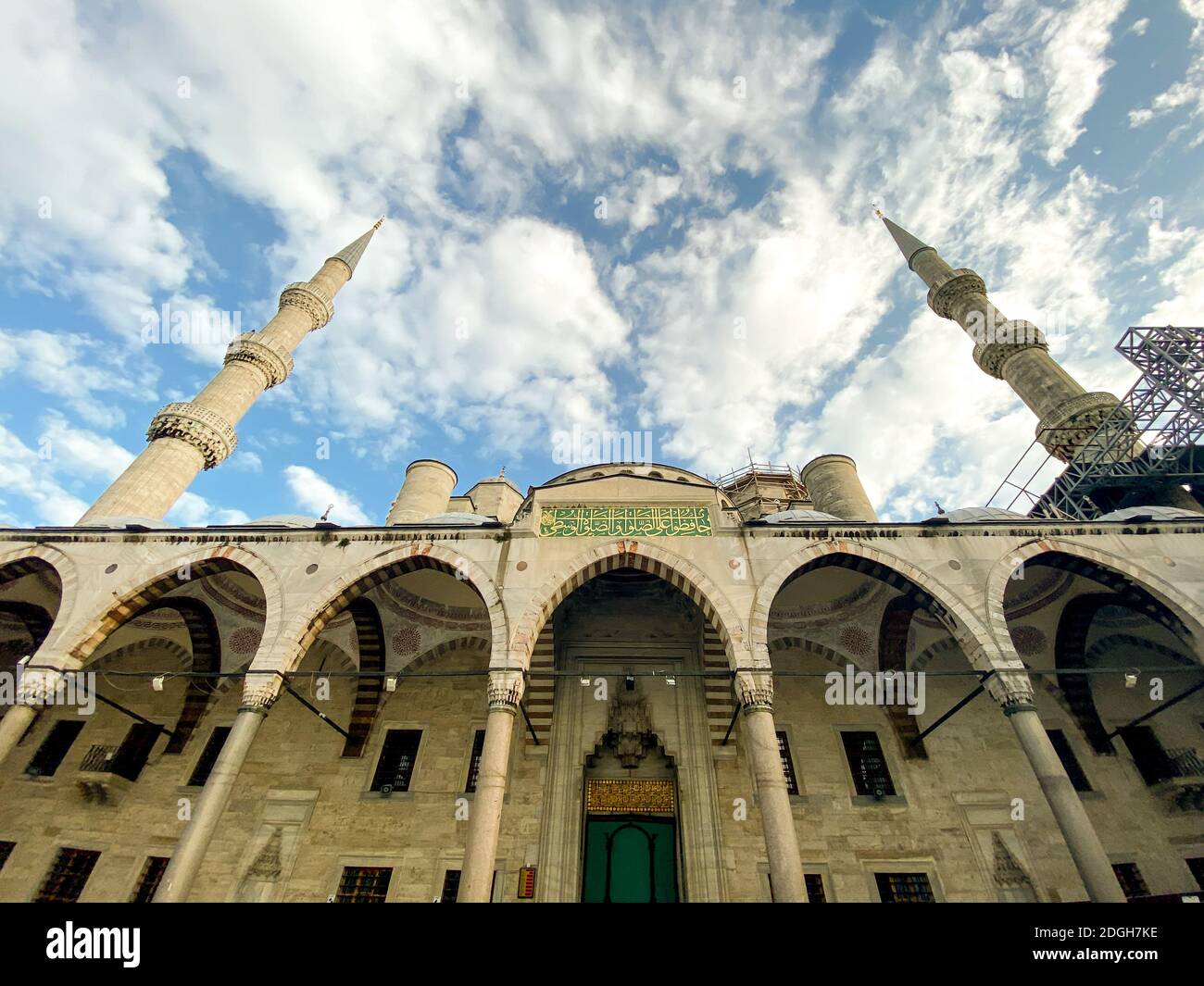 Sultan Ahmet Camii, Istanbul. Blaue Moschee türkisches islamisches Wahrzeichen mit sechs Minaretten. Thema des Islams und Des Glaubens. Stockfoto