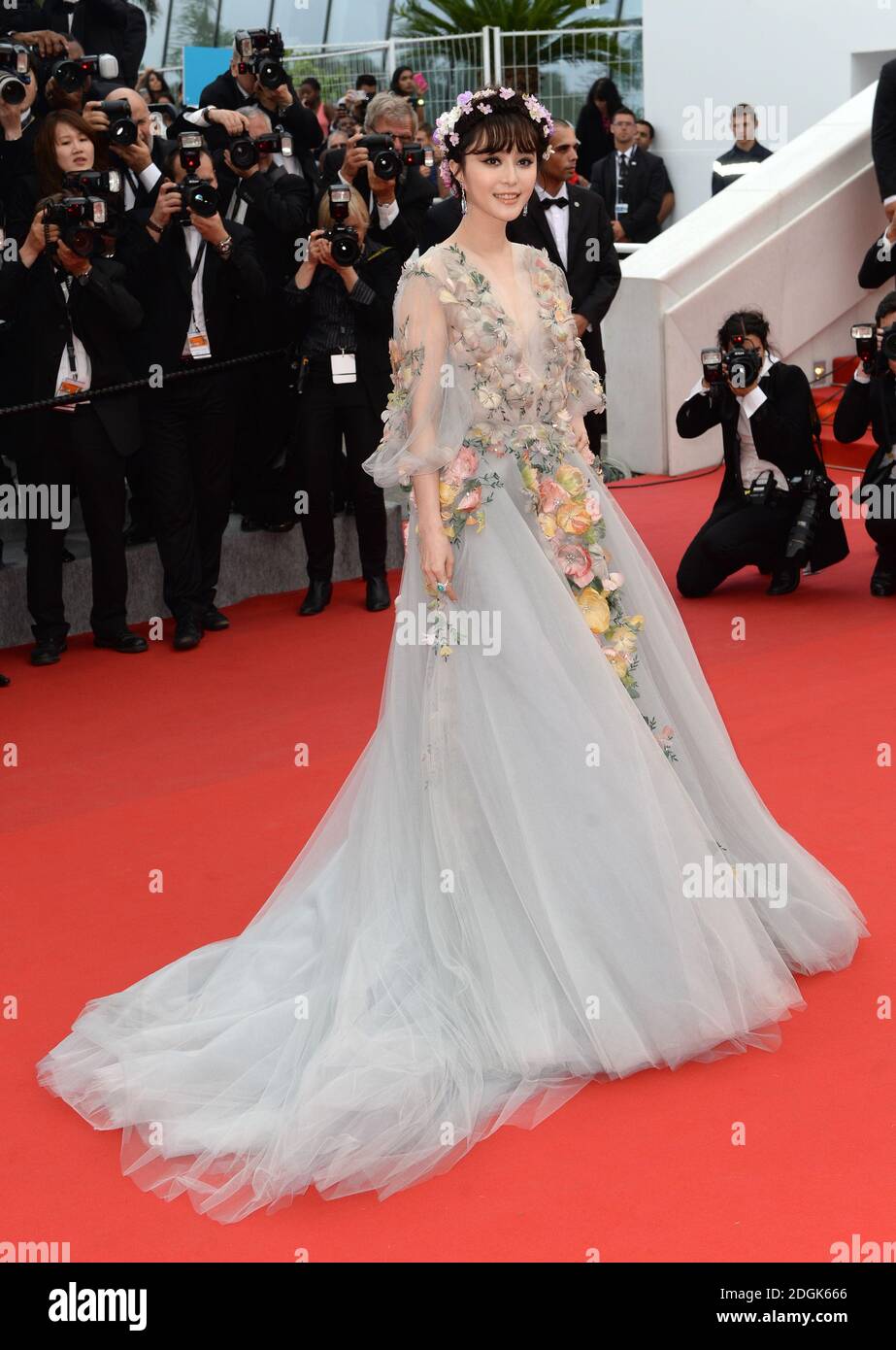 Fan Bingbing bei der Premiere von Mad Max: Fury Road, die während des 68. Festivals von Cannes im Grand Theatre Lumiere, Palais des Festivals, Cannes, Frankreich stattfindet (Pflichtangabe: Doug Peters/EMPICS Entertainment) Stockfoto