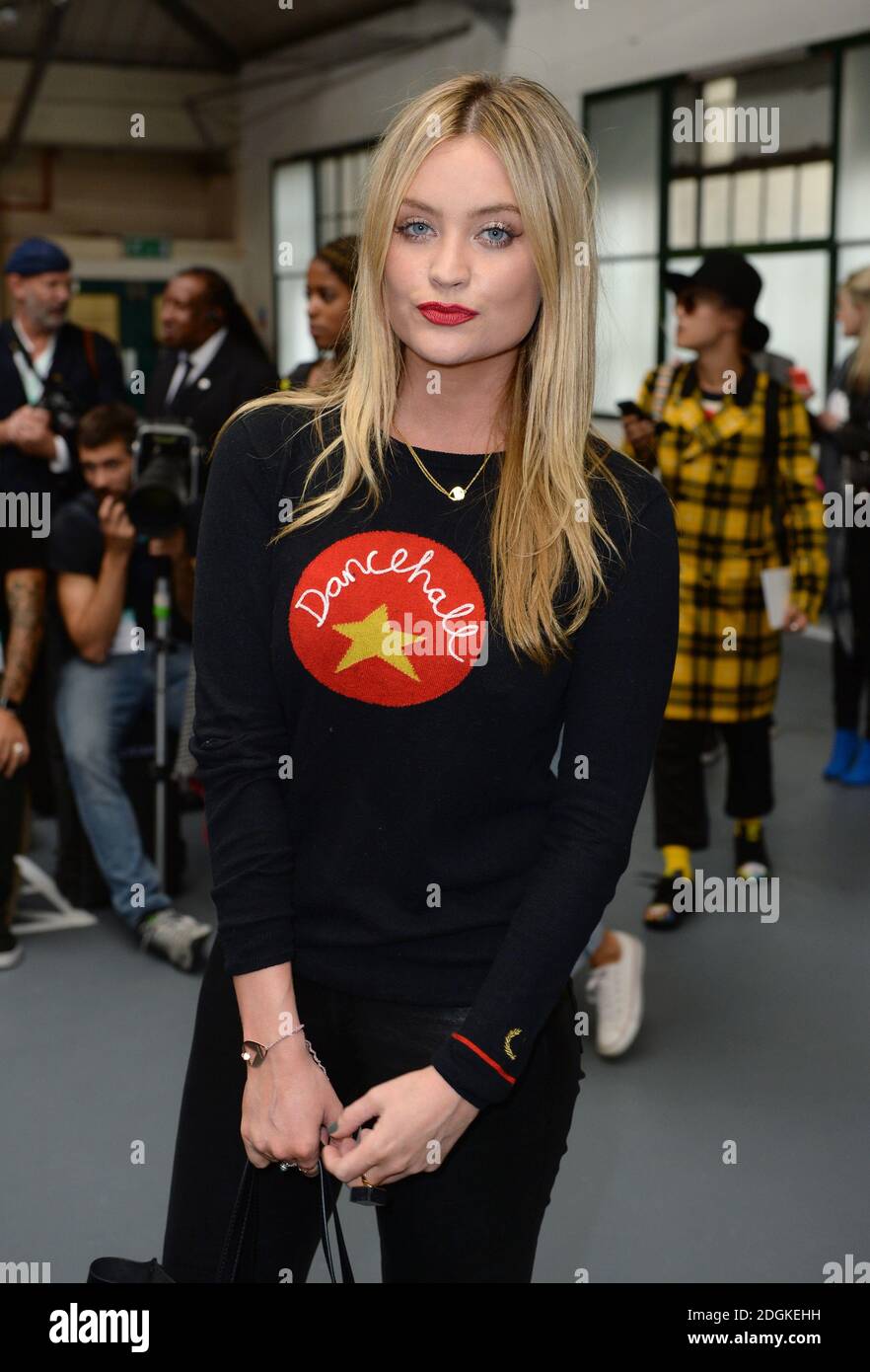 Laura Whitmore besucht die Eudon Choi Show im BFS Showspace in London im Rahmen der London Fashion Week Spring/Summer 2016. Stockfoto