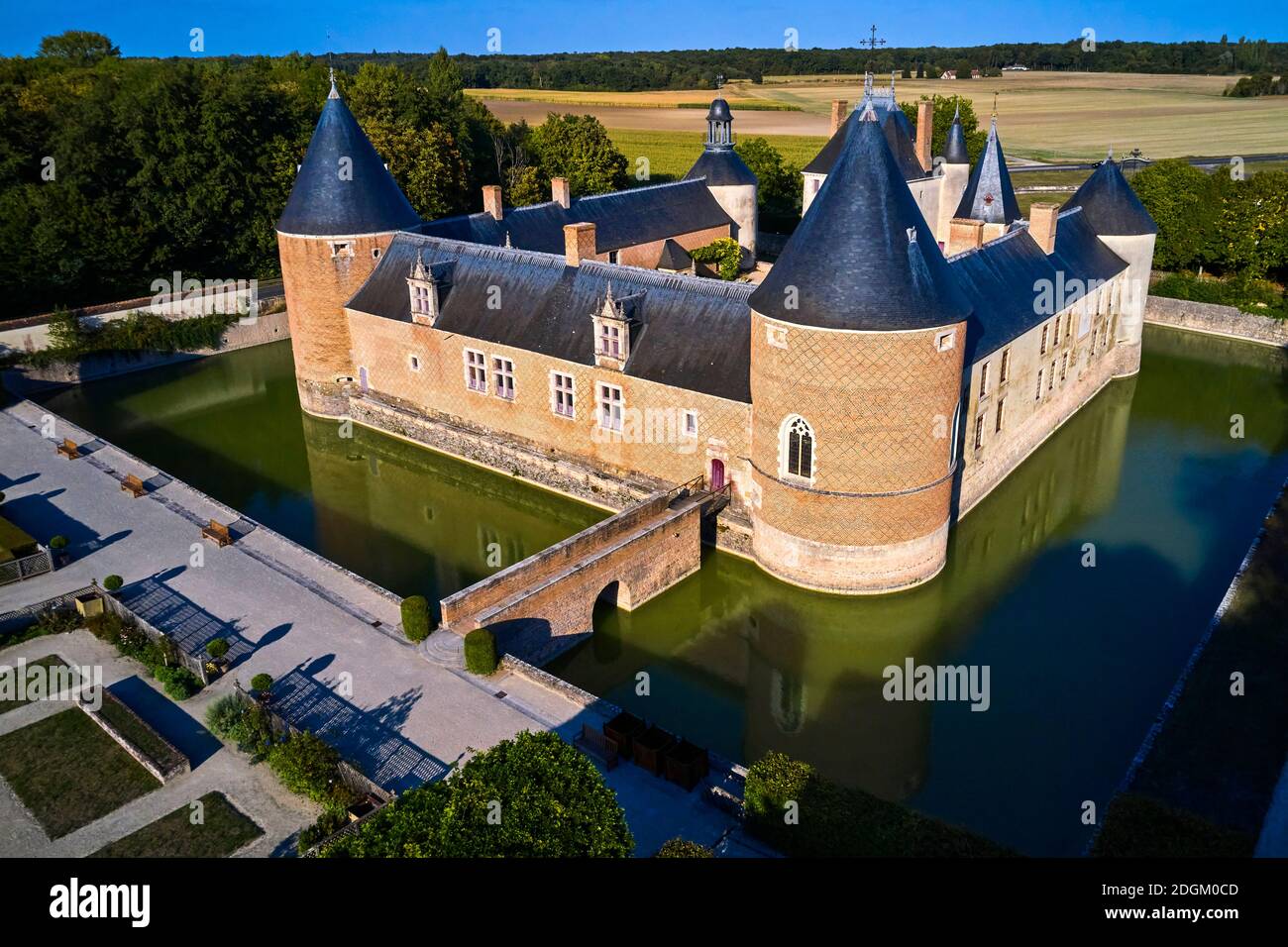 Frankreich, Loiret (45), Chilleurs-aux-Bois, Schloss Chamerolles, Eigentum des Departements Loiret (Luftaufnahme) Stockfoto