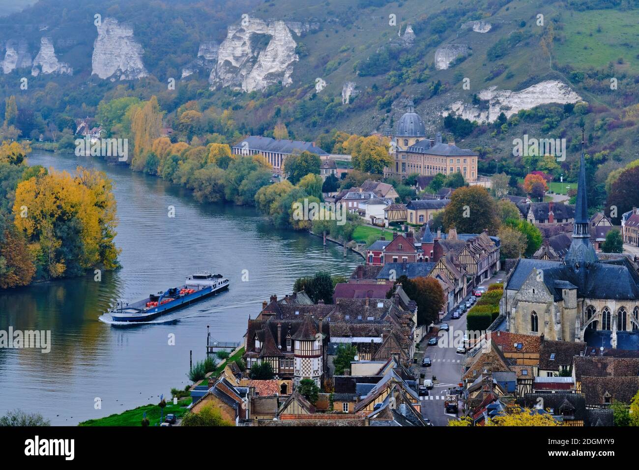 Frankreich, Eure (27), Les Andelys, Le Petit-Andely von der Château Gaillard aus gesehen, Stadt am Ufer der seine, Schleife der seine Stockfoto