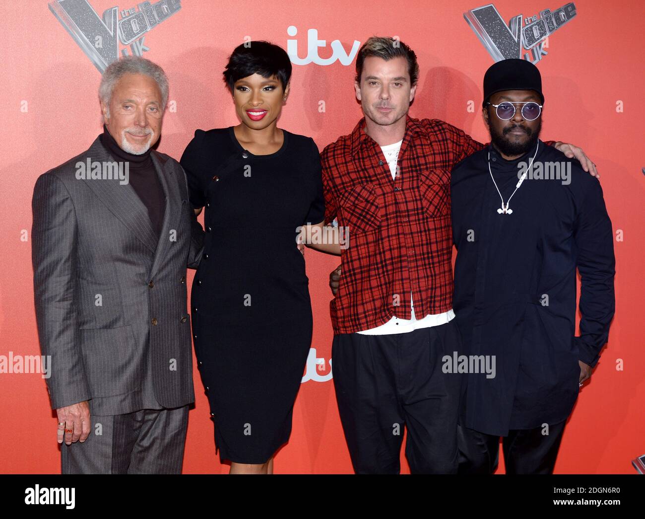 Tom Jones, Jennifer Hudson, Gavin Rossdale und will.i.am nehmen an der Einführung von The Voice UK im Millbank Tower, London, Teil. Bildnachweis sollte lauten: Doug Peters/EMPICS Entertainment Stockfoto