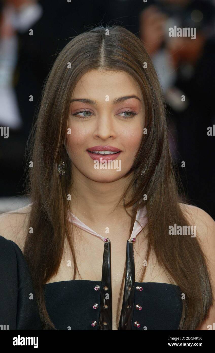 Aishwarya Rai bei der Premiere von Matrix Reloaded bei den Filmfestspielen von Cannes. Kopfschuss. Â©Doug Peters/allaction.co.uk Stockfoto