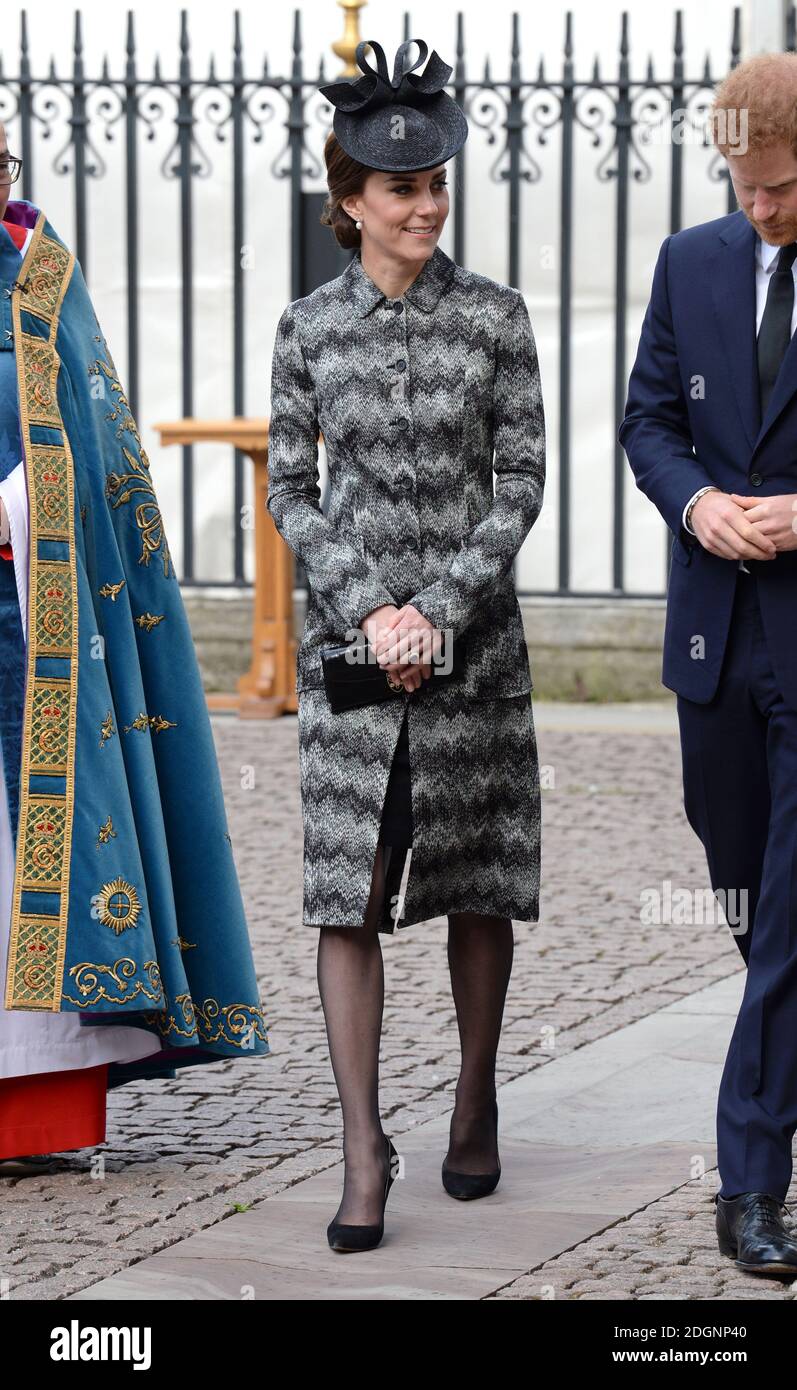 Die Herzogin von Cambridge Teilnahme an einem Service of Hope at Westminster Abbey in London nach dem Terroranschlag auf Westminster Brücke und der Palast von Westminster Stockfoto