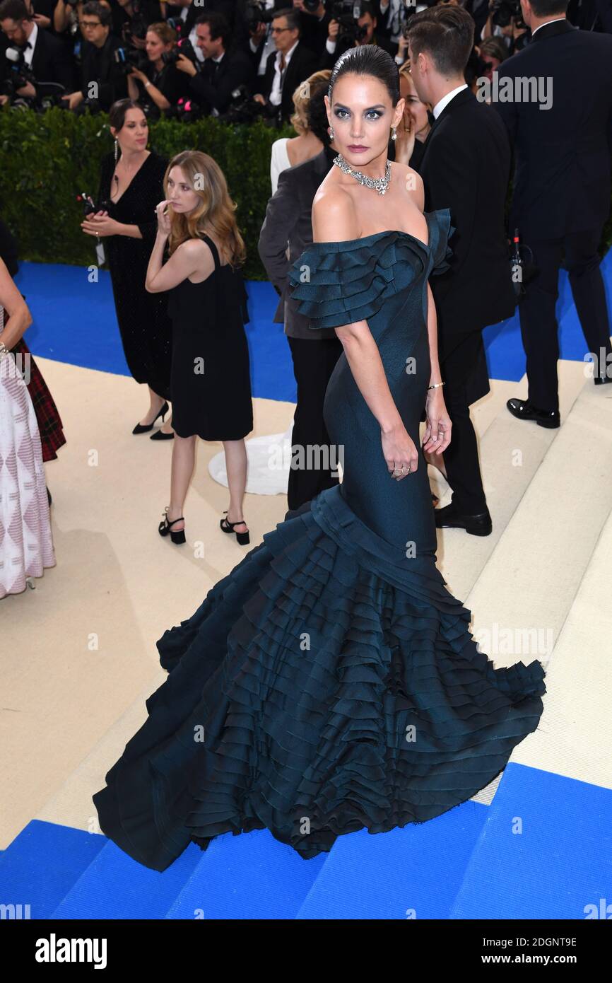 Katie Holmes besucht die Metropolitan Museum of Art Costume Institute Benefit Gala 2017 in New York City, USA. Bildnachweis sollte lauten: Doug Peters/EMPICS Entertainment. Stockfoto