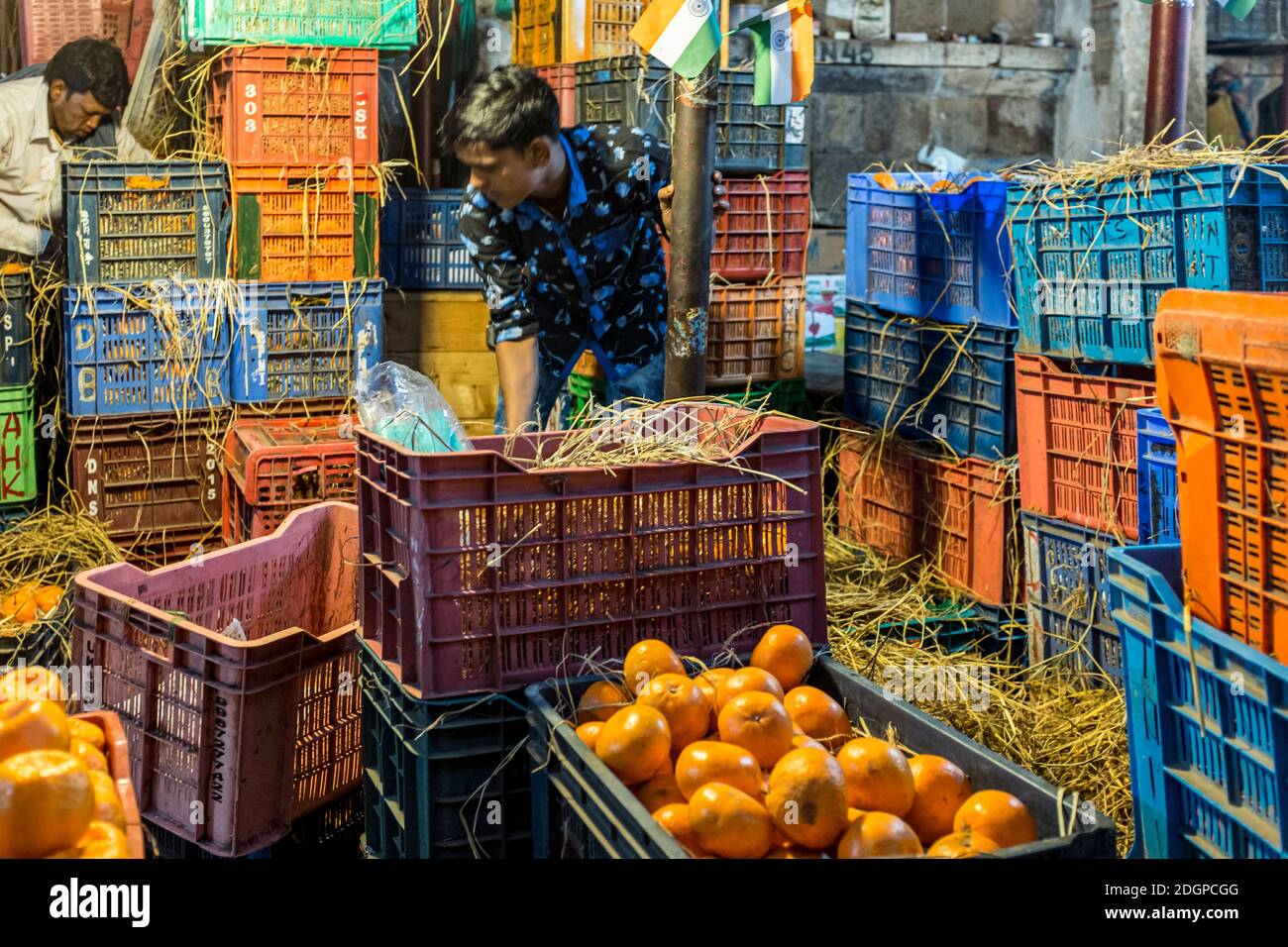 Crawford Market, jetzt Mahatma Jyotiba Phule Mandai genannt, ist ein beliebter Markt in Süd-Mumbai für den Kauf von Produkten und Haushaltswaren. Stockfoto