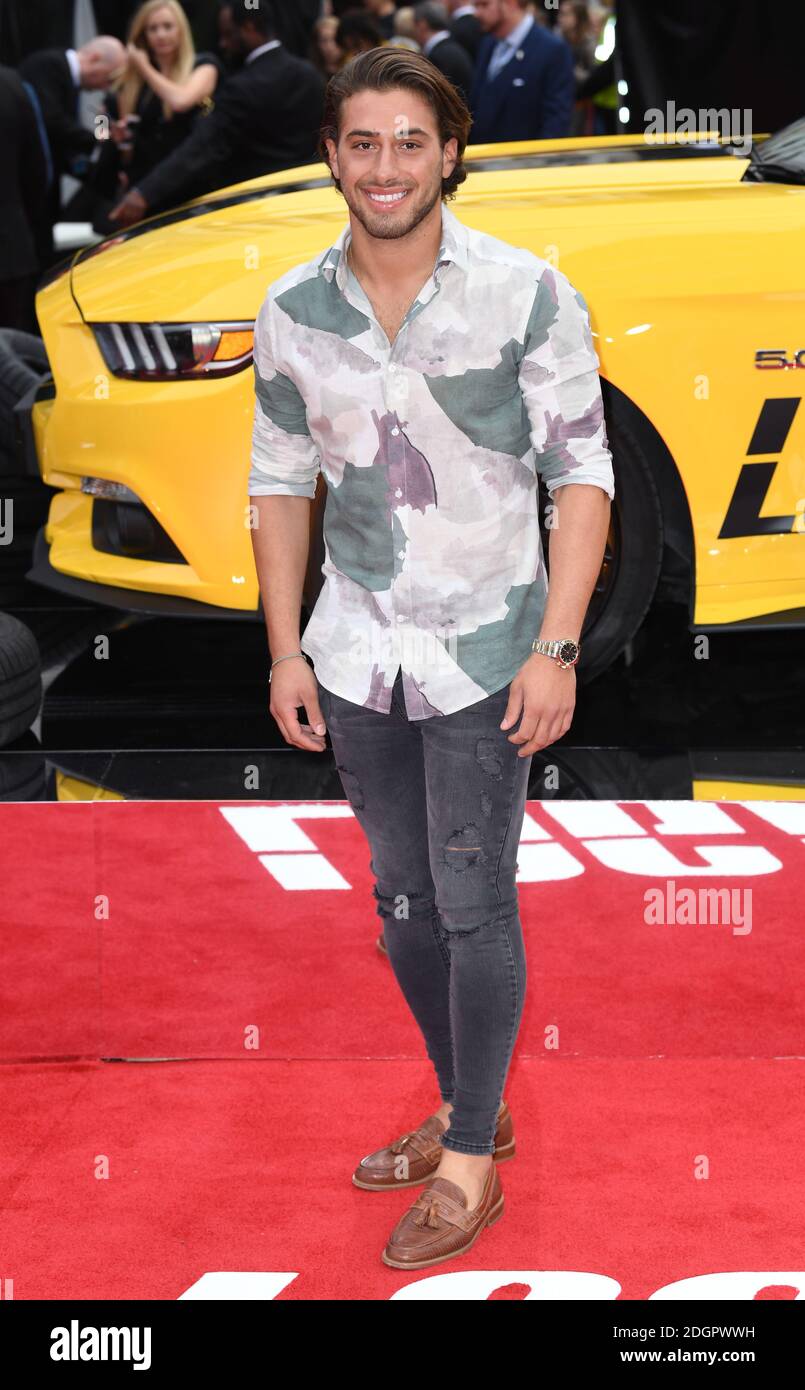 Love Island Gewinner Kem Cetinay bei der Logan Lucky UK Premiere im Vue West End in Leicester Square, London. Bildnachweis sollte Doug Peters EMPICS Entertainment lesen Stockfoto