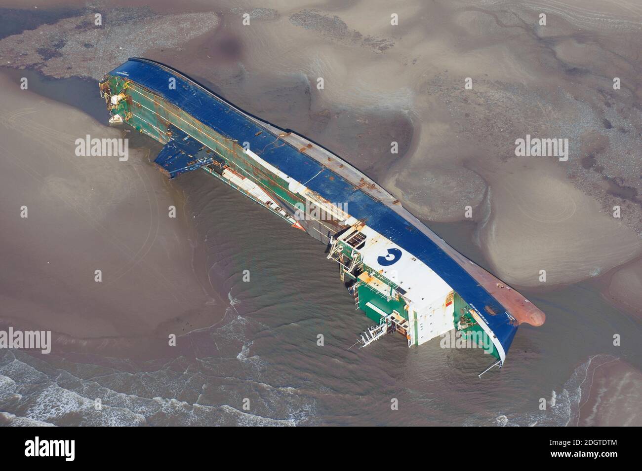 MS Riverdance auf Grund am Cleveleys Beach Stockfoto