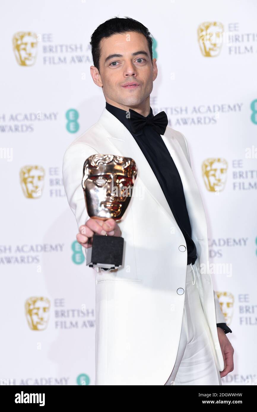 Rami Malek mit seinem besten Schauspieler in einer Hauptrolle für Bohemian Rhapsody im Presseraum bei den 72. British Academy Film Awards, die in der Royal Albert Hall, Kensington Gore, Kensington, London, stattfinden. Bild Kredit sollte lauten: Doug Peters/EMPICS Stockfoto