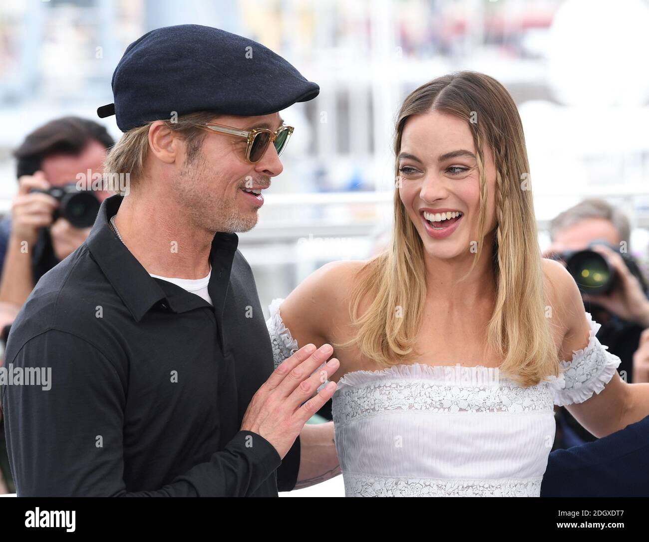 Brad Pitt und Margot Robbie beim Once Upon a Time in Hollywood Photocall während des 72. Cannes Film Festival. Bildnachweis sollte lauten: Doug Peters/EMPICS Stockfoto