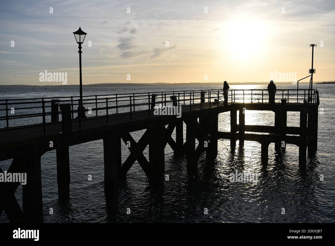 GV's and Stock of Old Town, Portsmouth, Hampshire, Mittwoch, 2. Dezember 2020. Stockfoto