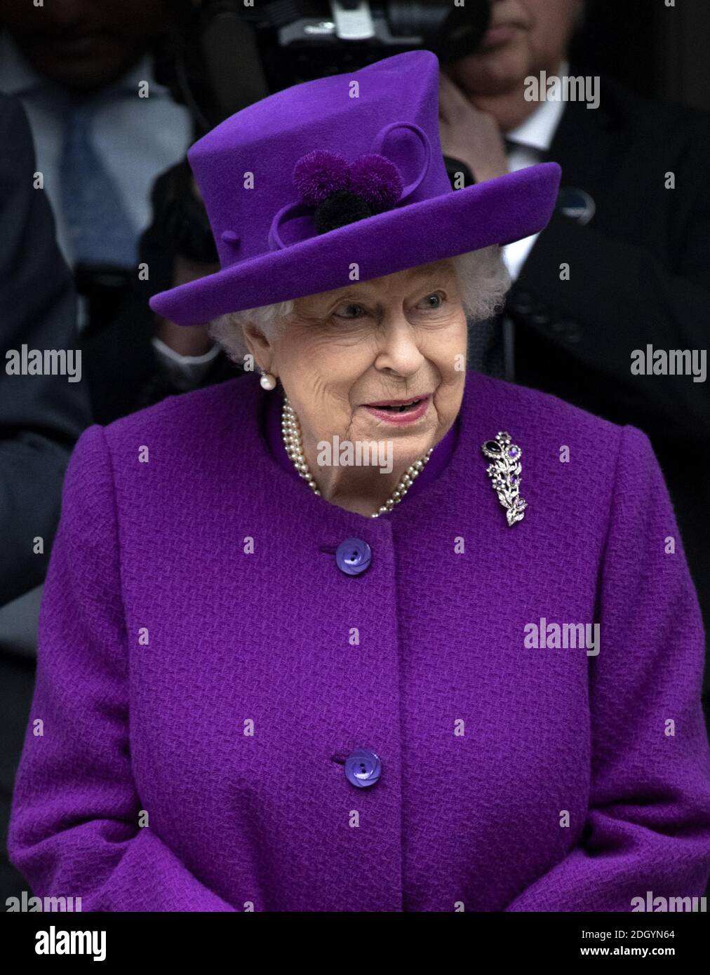 Die Königin besucht die Royal National ENT und Eastman Dental Hospitals in London. Bildnachweis sollte lauten: Doug Peters/EMPICS Stockfoto