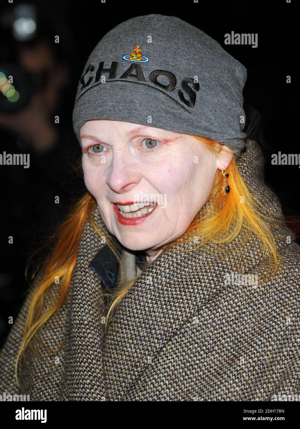 Vivienne Westwood bei der britischen Premiere des Oscar-nominierten DOKUMENTARFILMS FOOD Inc., The Curzon Cinema, Mayfair, London. Stockfoto