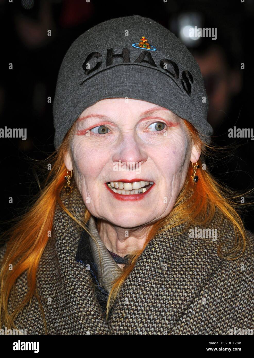 Vivienne Westwood bei der britischen Premiere des Oscar-nominierten DOKUMENTARFILMS FOOD Inc., The Curzon Cinema, Mayfair, London. Stockfoto