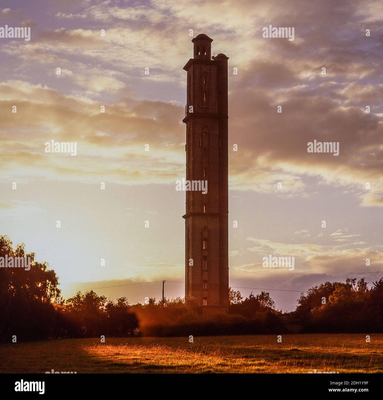 Hoher Turm Stockfoto