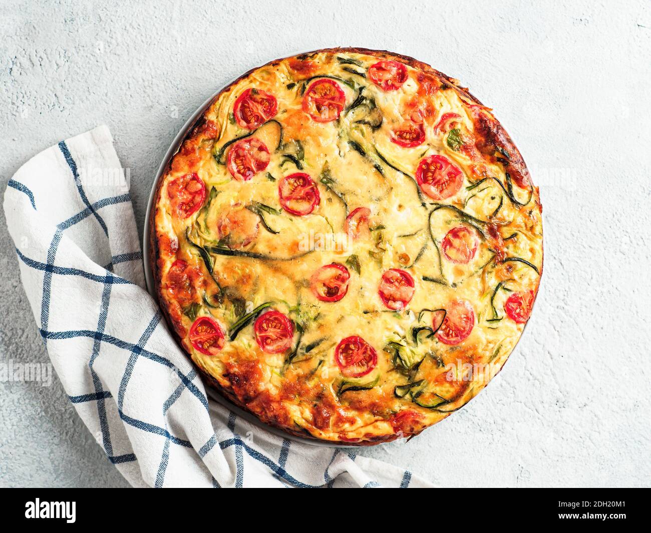 Köstliche Zucchini Pie, Blick von oben Stockfoto