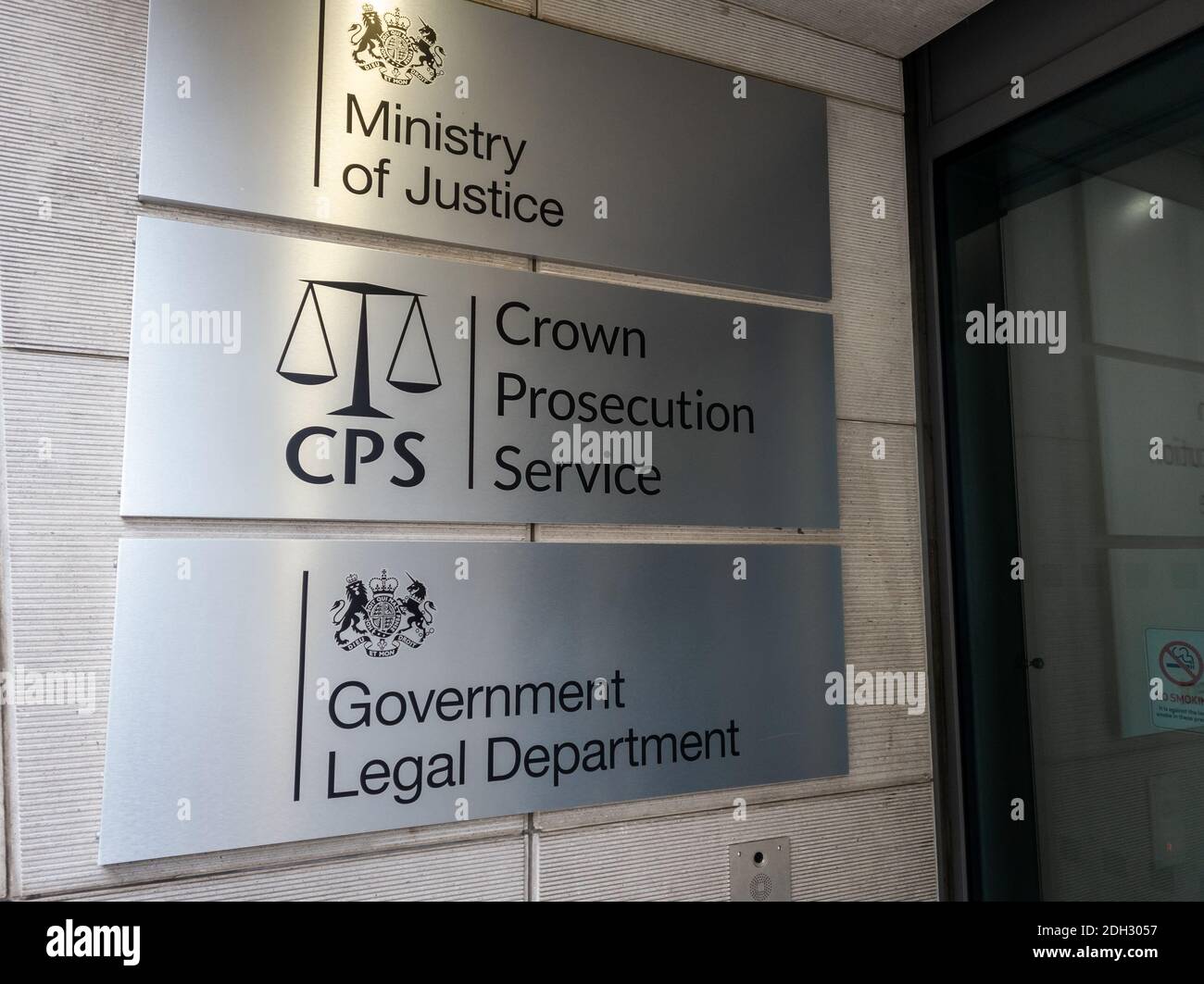 Die Rechtsabteilung der Regierung in Petty France, London, verantwortlich für das Justizsystem und die Verfolgung von Straftätern. Stockfoto