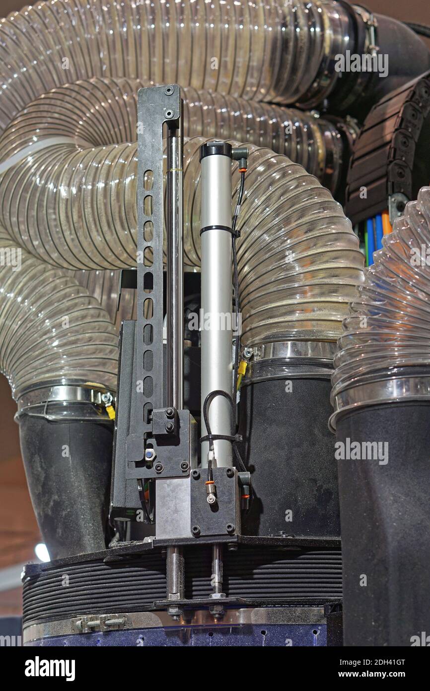 Flexibler Schlauch für Holzstaubabscheider Stockfoto