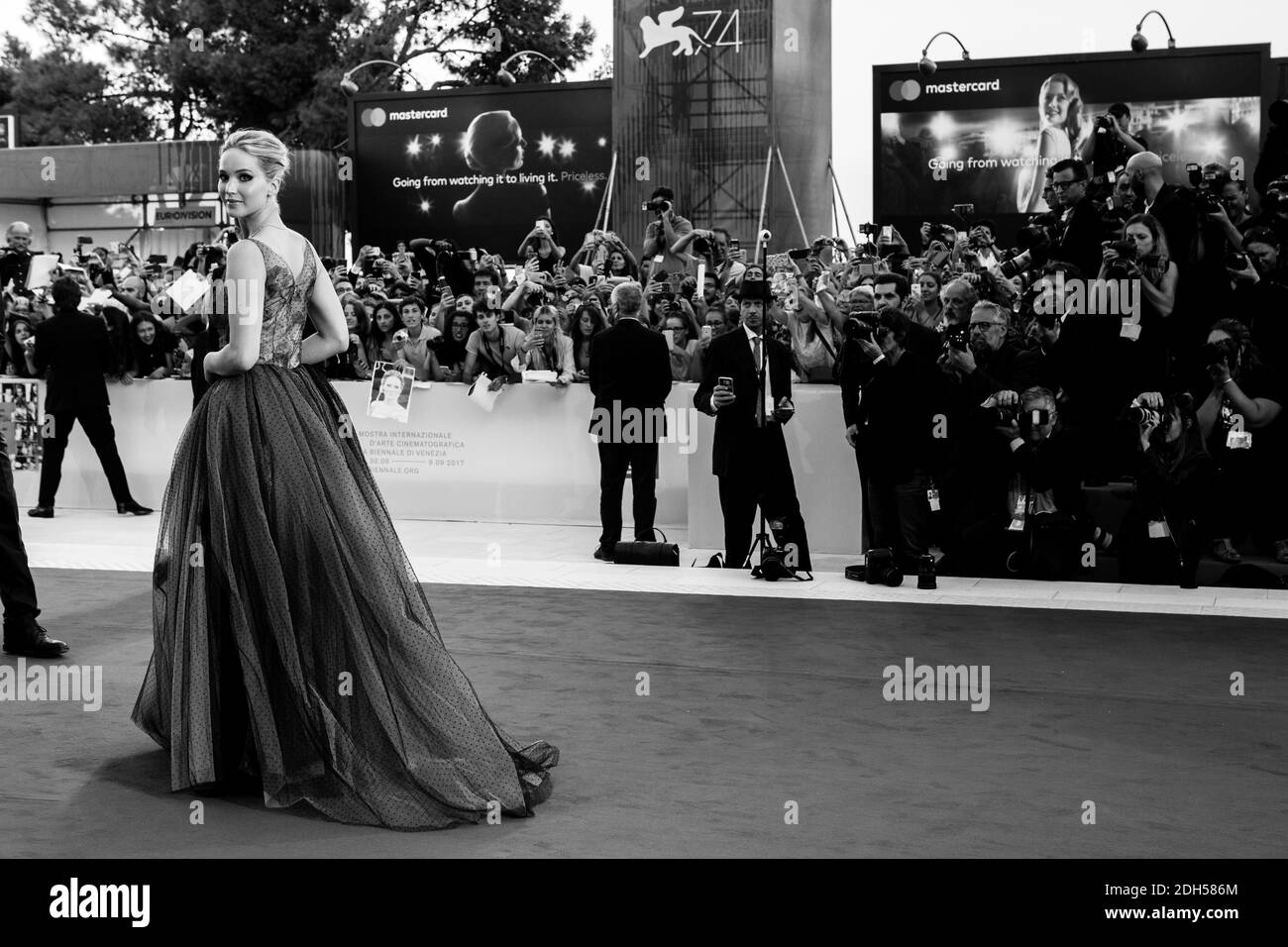 Jennifer Lawrence bei der Premiere von "Mother" im Rahmen des 74. Internationalen Filmfestivals (Mostra) in Venedig, Italien am 5. September 2017. Foto von Marco Piovanotto/ABACAPRESS.COM Stockfoto