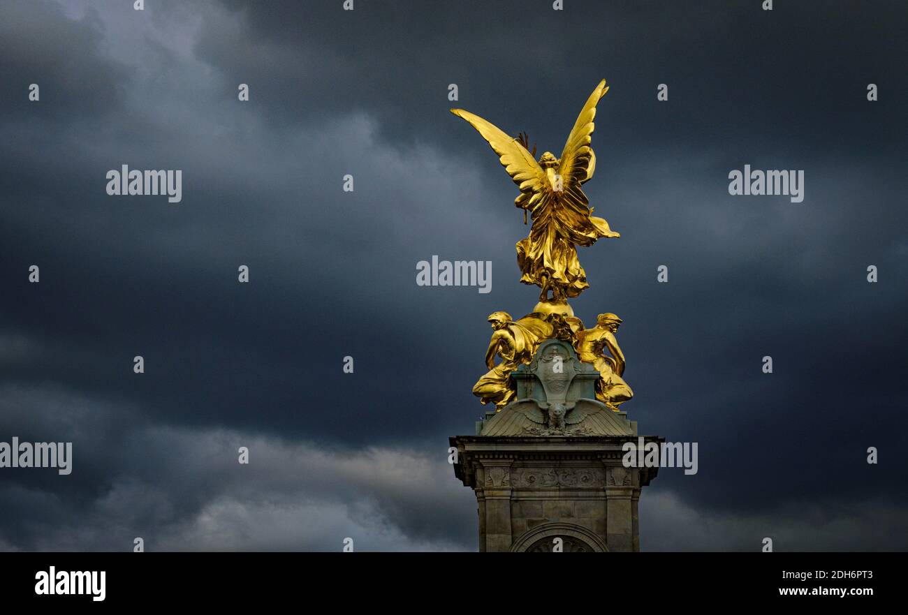 Kunstvolles Queen Victoria Memorial vor dem Buckingham Palace, London, england Stockfoto