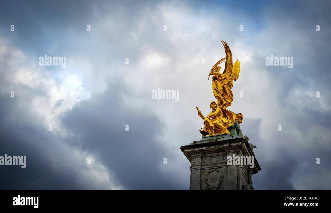 Kunstvolles Queen Victoria Memorial vor dem Buckingham Palace, London, england Stockfoto