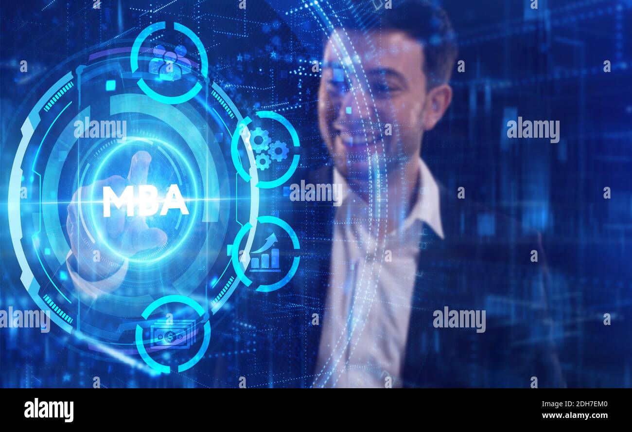 Business, Technologie, Internet und Netzwerkkonzept. Junger Geschäftsmann, der auf dem virtuellen Bildschirm der Zukunft arbeitet. Blauer Hintergrund Stockfoto