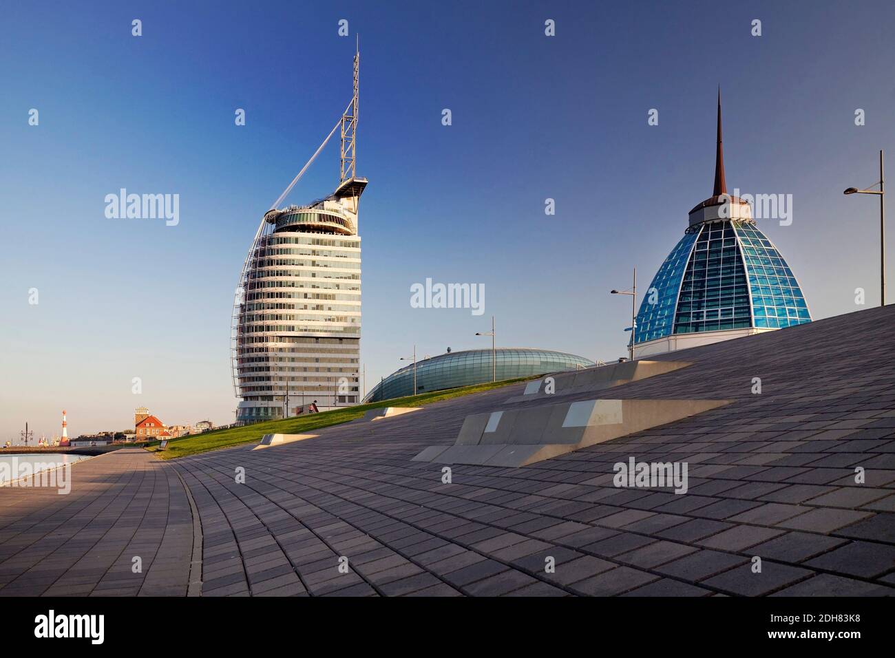 Atlantic Hotel Sail City, Climate House and Mediterraneo, Deutschland, Bremen, Bremerhaven Stockfoto