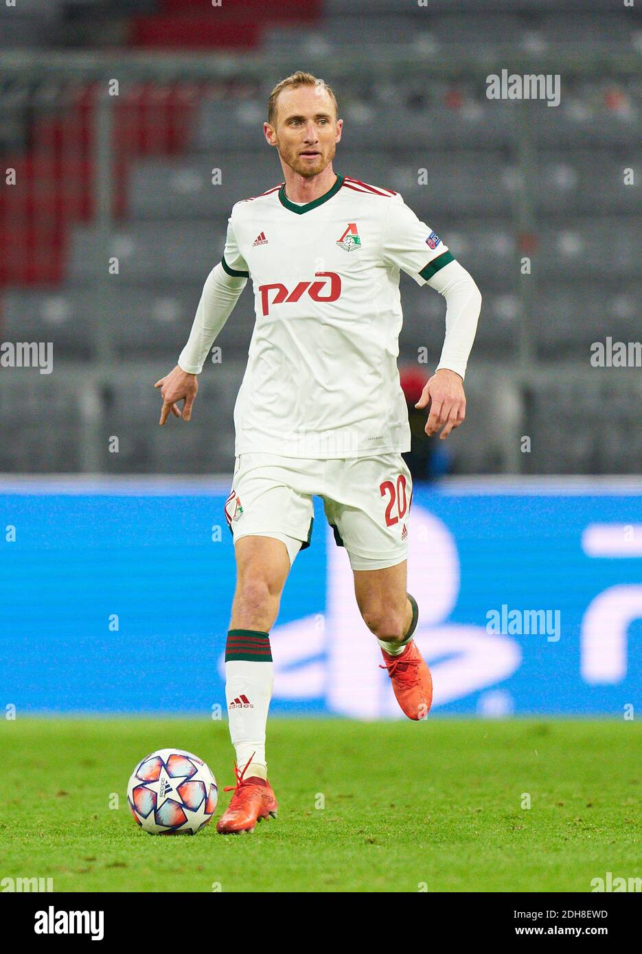 Vladislav IGNATYEV, Lok Moskau Nr. 20 im Spiel FC BAYERN MÜNCHEN - LOKOMOTIVE MOSKAU 2-0 Fußball UEFA Champions League Gruppenphase in der Saison 2020/2021 in München, 9. Dezember 2020. © Peter Schatz / Alamy Live News Stockfoto