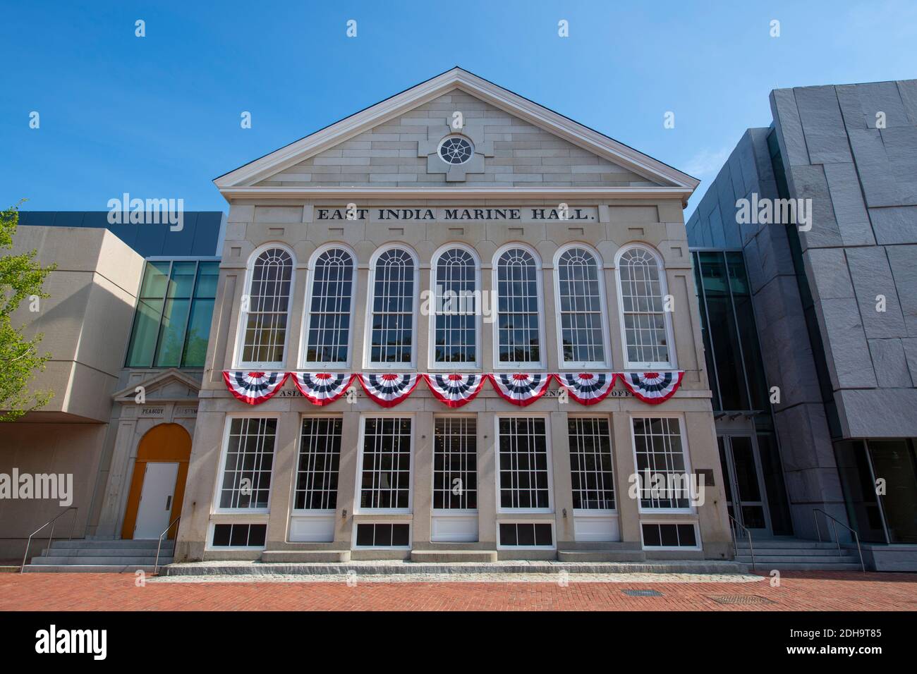 East India Marine Hall in Peabody Essex Museum PEM an 161 Essex Street im historischen Stadtzentrum von Salem, Massachusetts MA, USA. Stockfoto