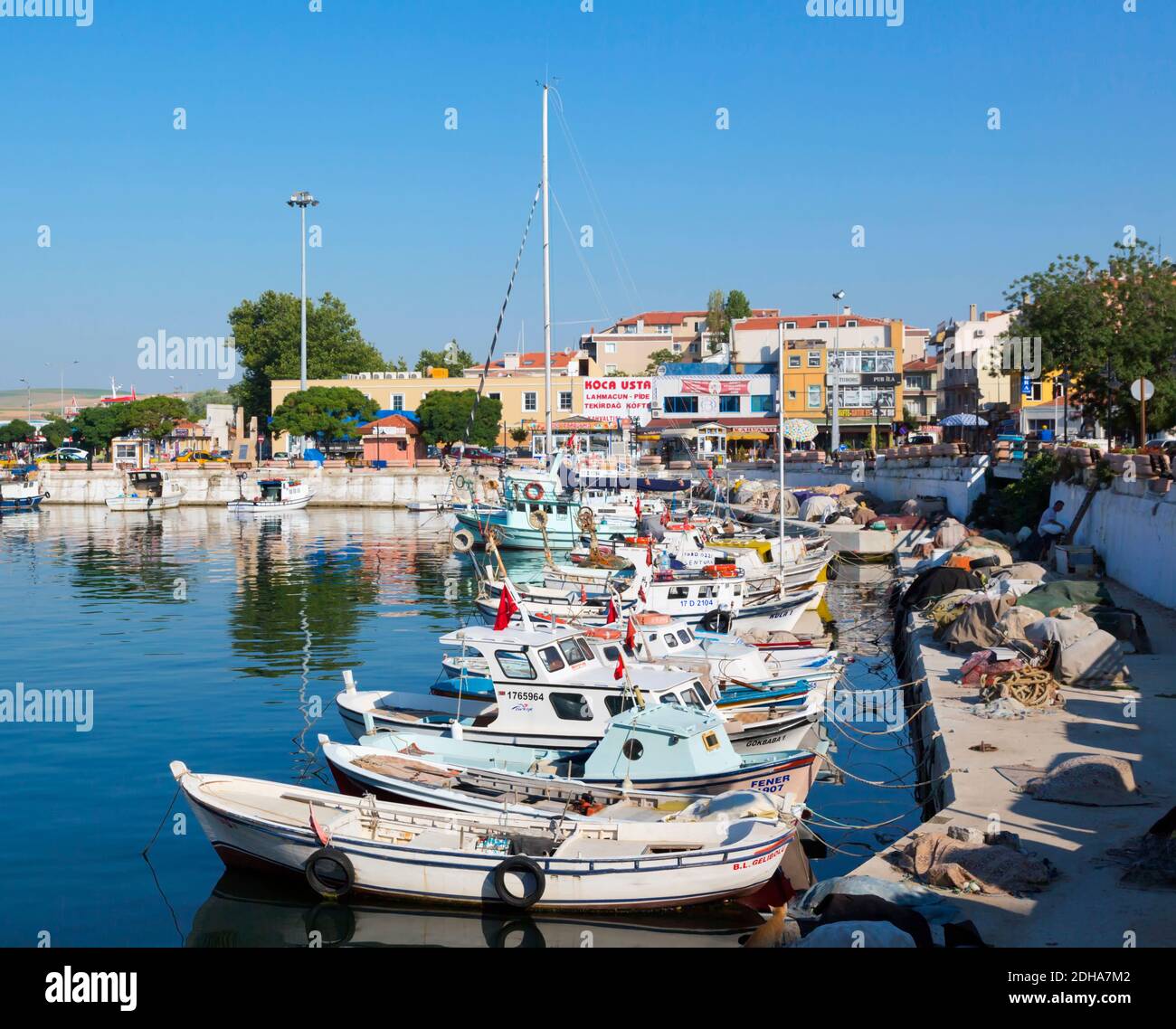 Gelibolu, Provinz Canakkale, Türkei. Fischerboote im Hafen. Stockfoto