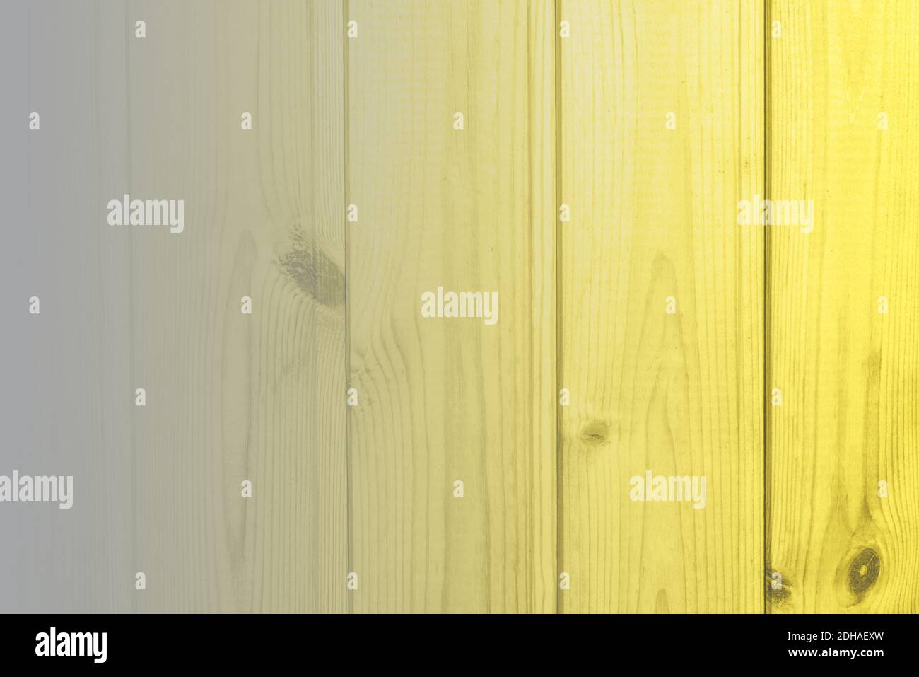 Alte rustikale Holzhintergrund. Hintergrund für Ihre besten Projekte. Wandstruktur. Trendige Farben. Gelb und Grau. Demonstration Von Color 2021. Stockfoto