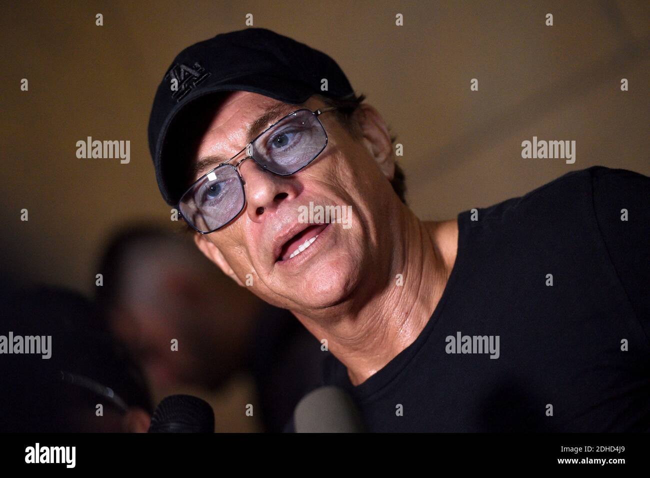 Jean-Claude Van Damme nimmt am 9. Oktober 2017 in Los Angeles, CA, USA, an der Beyond Fest-Vorführung und dem Cast/Creator Panel der exklusiven Serie 'Jean-Claude Van Johnson' von Amazon Prime Video Teil. Foto von Lionel Hahn/ABACAPRESS.COM Stockfoto