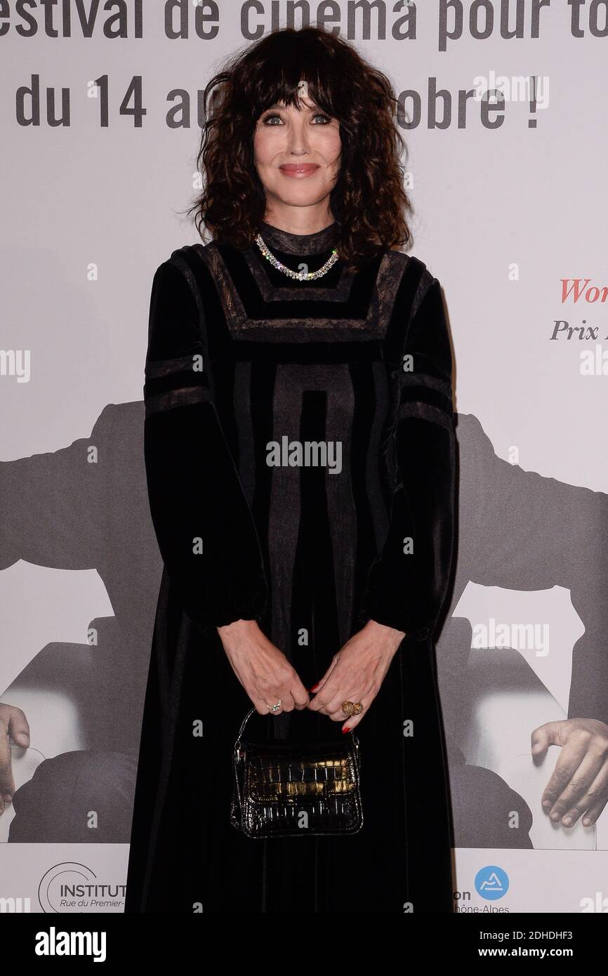 Isabelle Adjani nimmt an der Lumiere Award Zeremonie im Amphitheatre 3000 während des 9. Lumiere Festivals in Lyon, Frankreich am 20. Oktober 2017 Teil. Foto von Julien Reynaud/APS-Medias/ABACAPRESS.COM Stockfoto