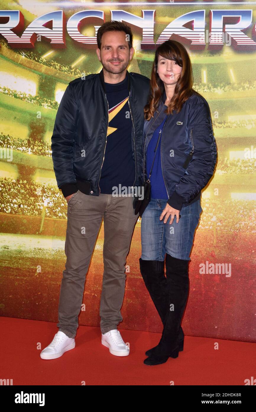 Christophe Michalak et delphine Mc Carthy Assistent a la Premiere de Thor Ragnarok a Paris, France, le 22 octobre 2017. Foto von Alban Wyters/ABACAPRESS.COM Stockfoto
