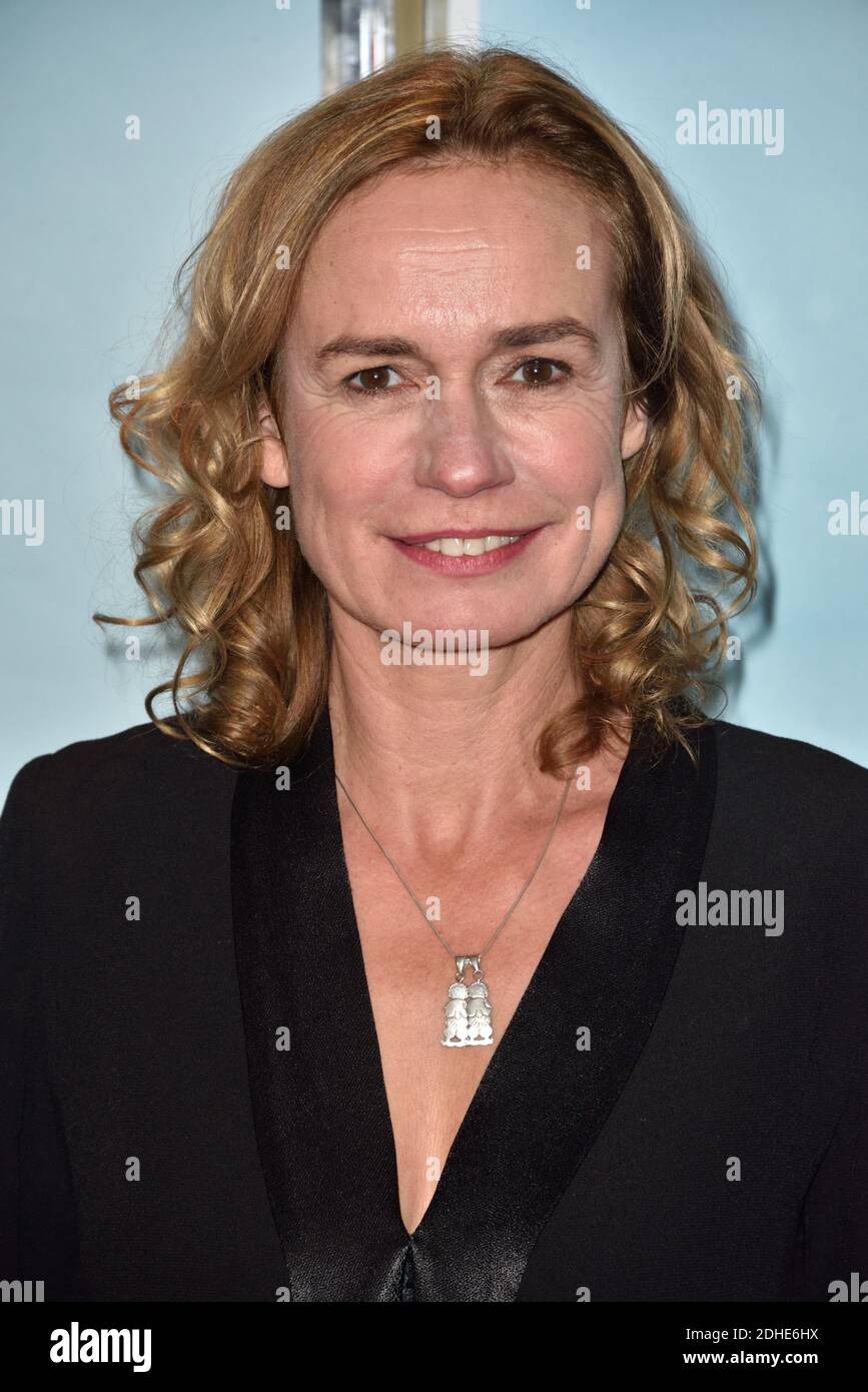 Sandrine Bonnaire assiste a la Premiere de prendre Le Large a Paris, Frankreich, 6 novembre 2017. Foto von Alban Wyters/ABACAPRESS.COM Stockfoto