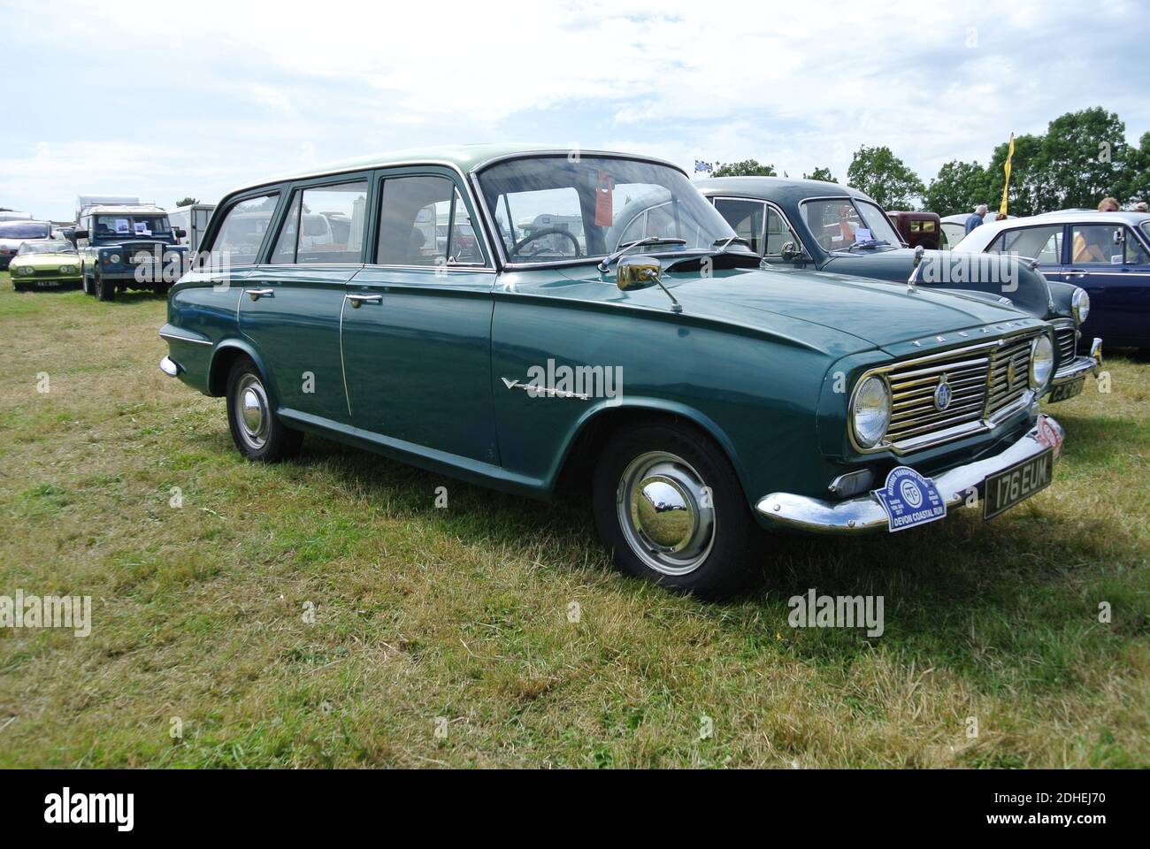 Ein Vauxhall Victor Super Estate parkte auf der Torbay Steam Fair, Churston, Devon, England, Großbritannien. Stockfoto