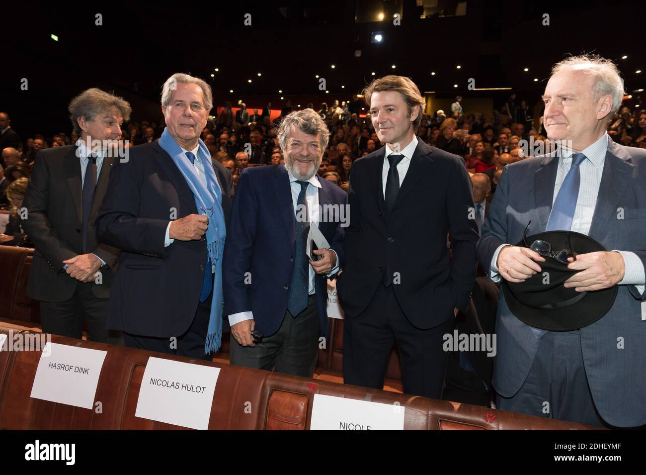 Thierry Breton, Jean Louis Debre, Jean Louis Borloo, Francois Baron und Hubert Vedrine bei der Preisverleihung der 'Jacques Chirac Foundation' im Quai Branly Museum in Paris, Frankreich 23. november 2017. Foto von Jacques Witt/Pool/ABACAPRESS.COM Stockfoto