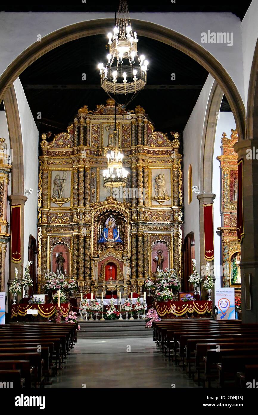 Teneriffa, Kanarische Inseln, Spanien - 03. April 2018: Im Inneren öffentliche Kirche unserer Lieben Frau vom Felsen von Frankreich aka Iglesia de Nuestra Senora de la Pena de Stockfoto