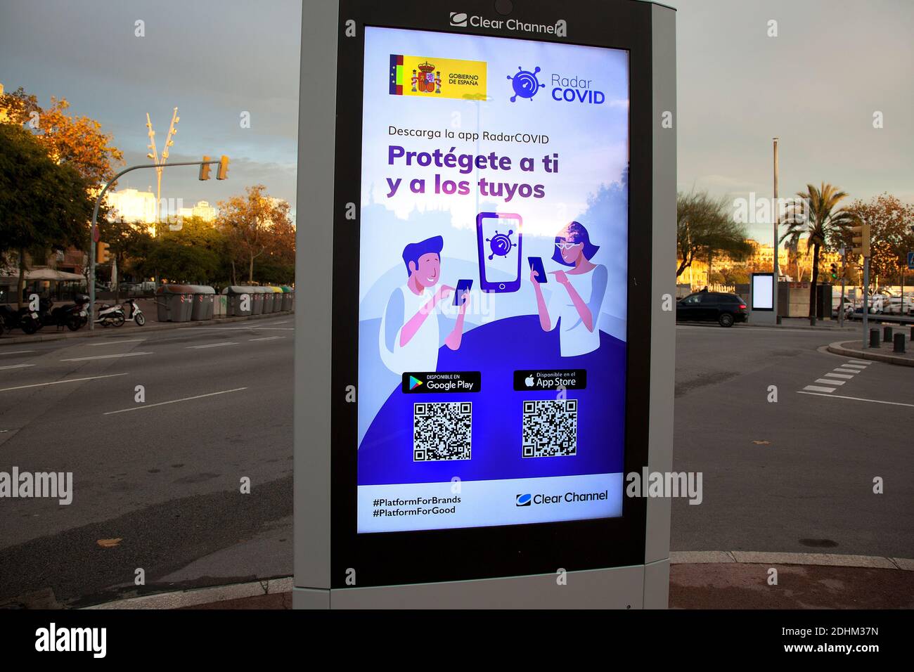 Digitale Werbung für Radar Covid App, Barcelona, Spanien. Stockfoto