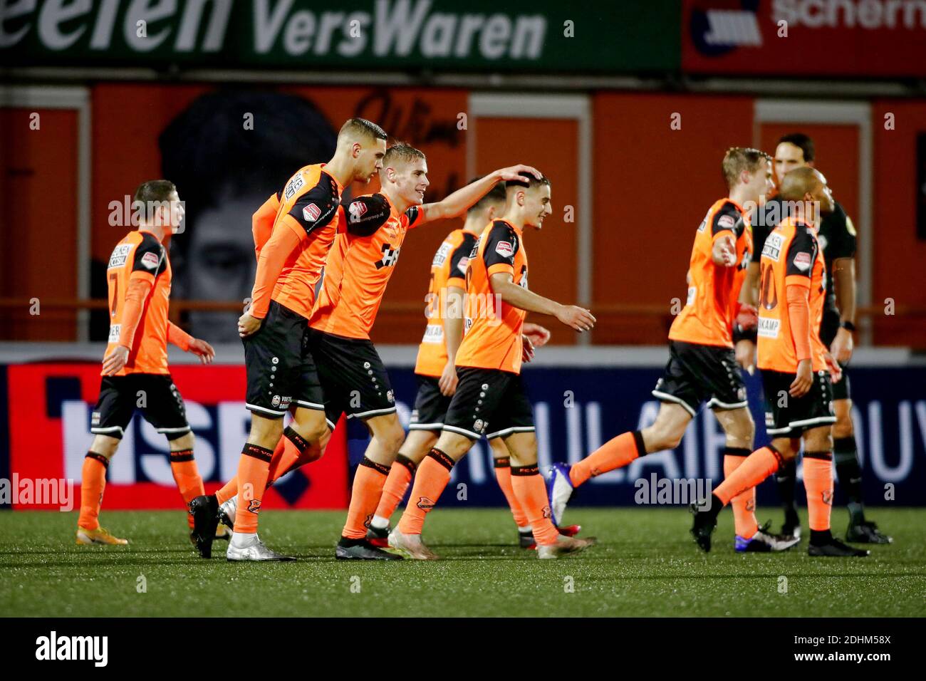 Volendam, Niederlande. Dezember 2020. VOLENDAM - 11-12-2020, Kras Stadion. Holländischer Fußball, keukenkampioen divisie, Saison 2020-2021. Während des Spiels Volendam - Den Bosch. Spieler Volendam Micky van de Ven erzielte 4-0 Credit: Pro Shots/Alamy Live News Stockfoto