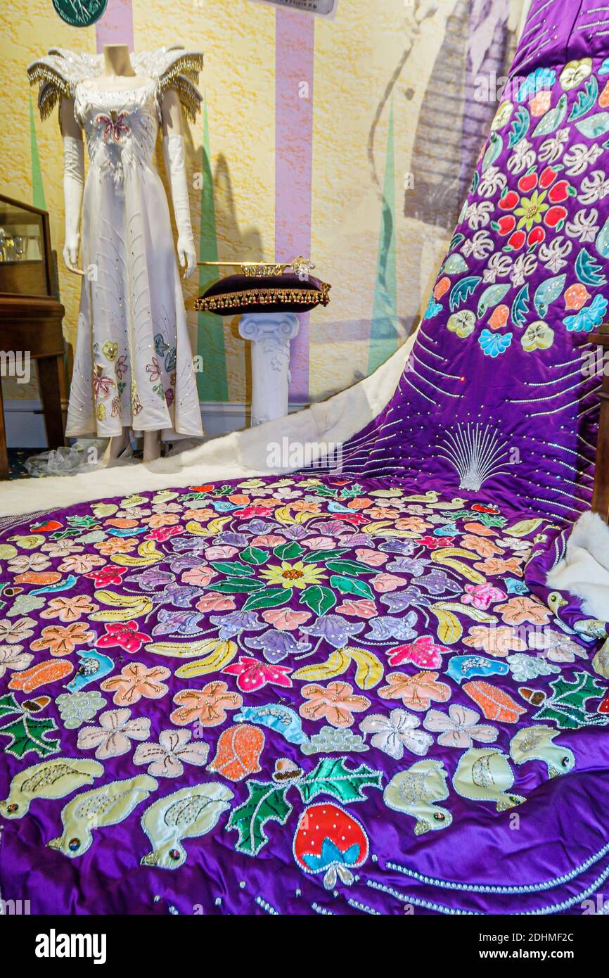 Alabama Mobile Carnival Museum Mardi Gras, zeigt Sammlung jeweled Robe, Stockfoto