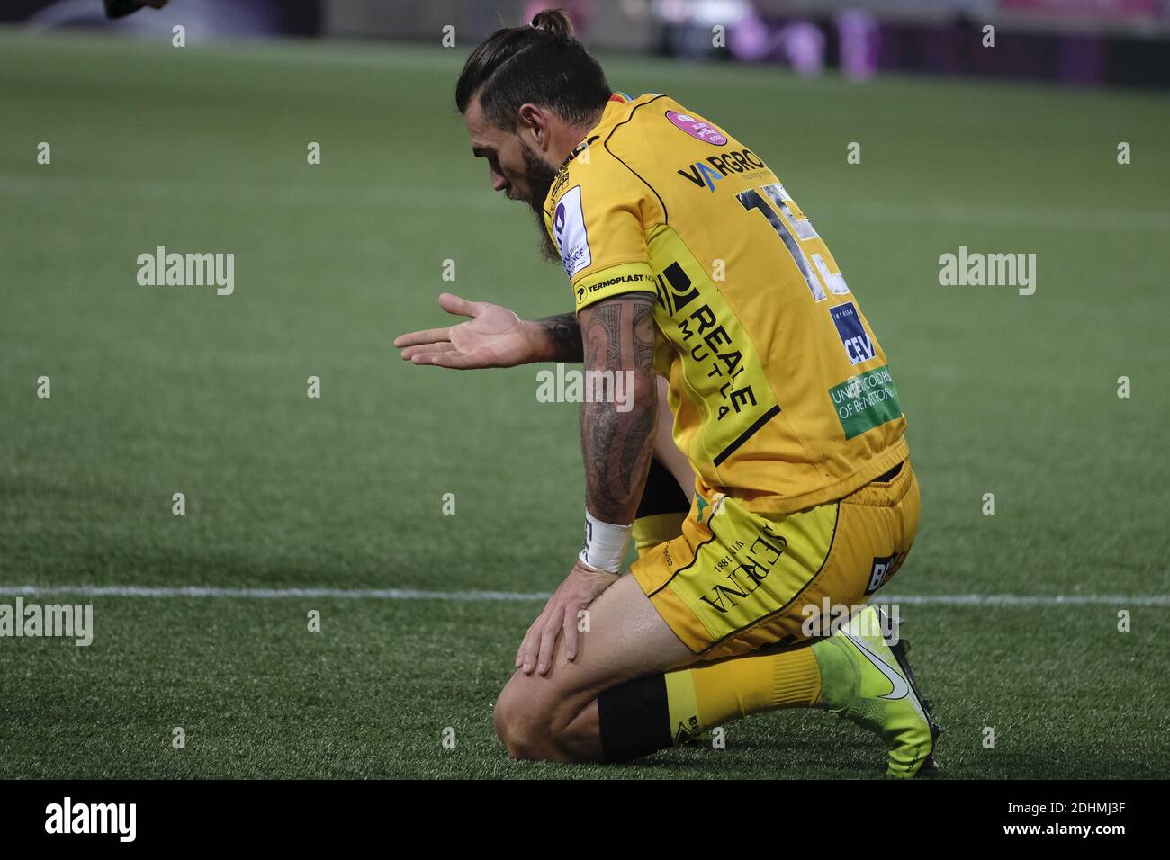 Paris, Frankreich. Dezember 2020. Trevise Fullback JAYDEN HAYWARD in Aktion während des European Challenge Rugby Cup Tag 1 zwischen Stade Francais und Benetton Rugby Trevise im Jean Bouin Stadion in Paris - Frankreich Trevise gewann 44-20 Credit: Pierre Stevenin/ZUMA Wire/Alamy Live News Stockfoto